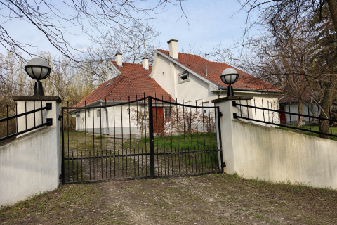 Eladó Ház 2736 Mikebuda Dánosik ut 26