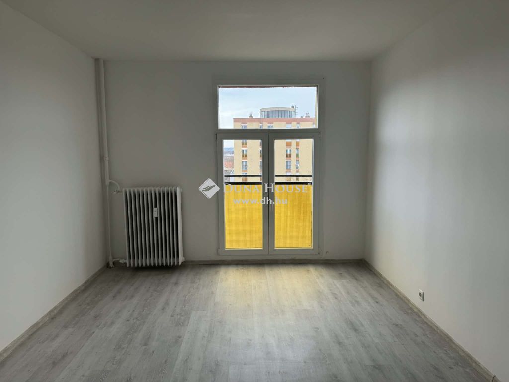 7633 Pécs — 1/9
