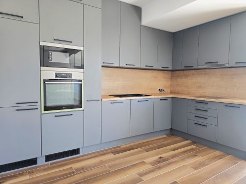 Eladó Lakás 7624 Pécs Egyetemváros-Belváros között felújított nappali+1szobás laká