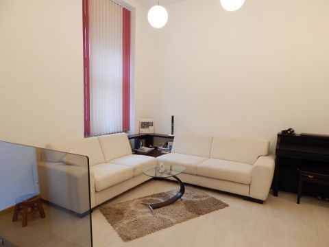 Eladó Üzlethelyiség 9700 Szombathely 