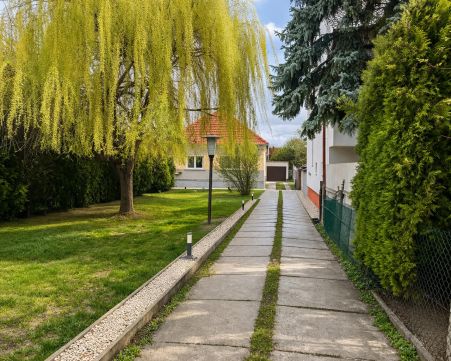 Eladó Ház 9153 Öttevény Napsugár Vendéglő