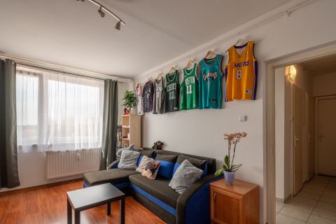 Eladó Lakás 8100 Várpalota 