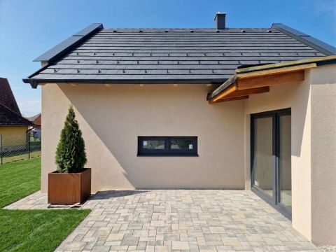 Eladó Ház 8314 Vonyarcvashegy , csendes környék, balatoni strandtól 900 m-re