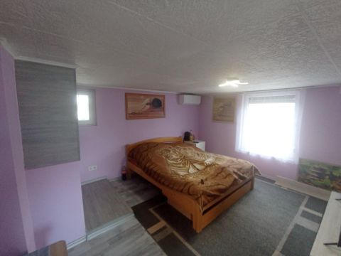 Eladó Ház 6000 Kecskemét Kecskemét Úrihegy