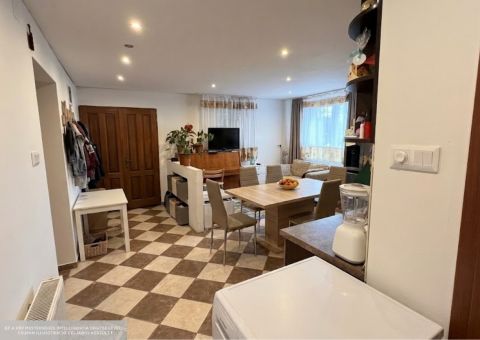 Eladó Ház 2500 Esztergom 