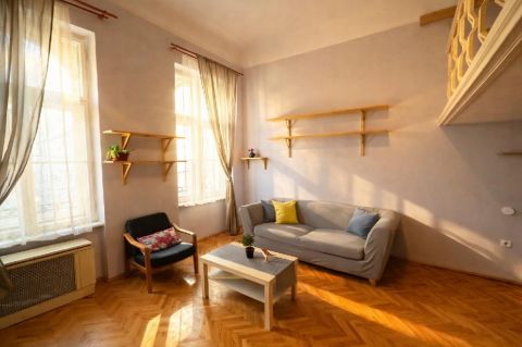 Eladó Lakás 1086 Budapest 8. kerület , 1086 Budapest 8, Mátyás tér