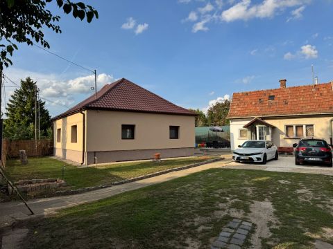 Eladó Ház 1171 Budapest 17. kerület 