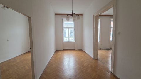 Eladó Lakás 1088 Budapest 8. kerület 