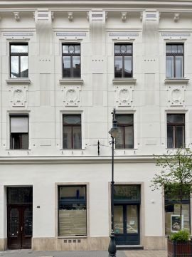 Eladó Lakás 1061 Budapest 6. kerület Király utcában 2. emeleti utcai 54 nm es lakás eladó