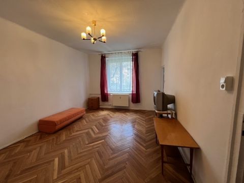 Eladó Lakás 1139 Budapest 13. kerület Rákos-pataknál angyalföldi, 38 m2-es tégla építésű lakás