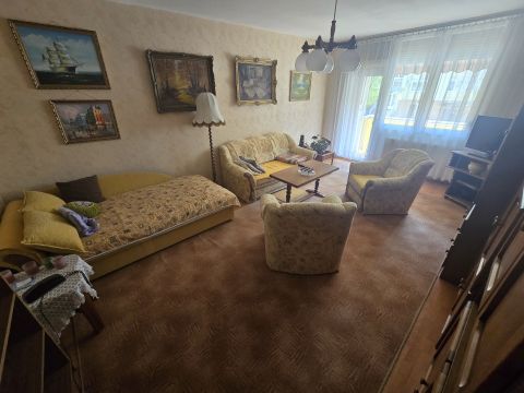 Eladó Lakás 6500 Baja 