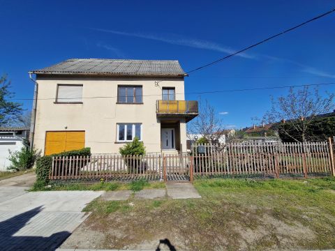 Eladó Ház 6503 Baja , Katonaváros, Sparhoz közel