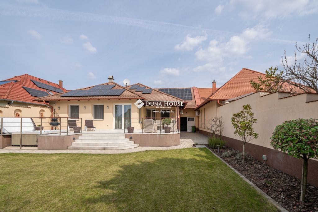 Eladó ház, Kecskemét