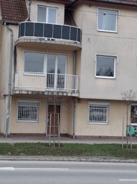 Eladó Lakás 2151 Fót 