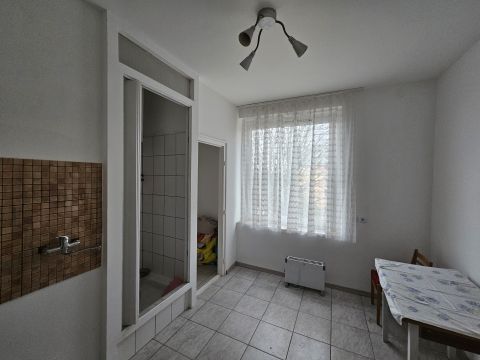 Eladó Lakás 2541 Lábatlan  