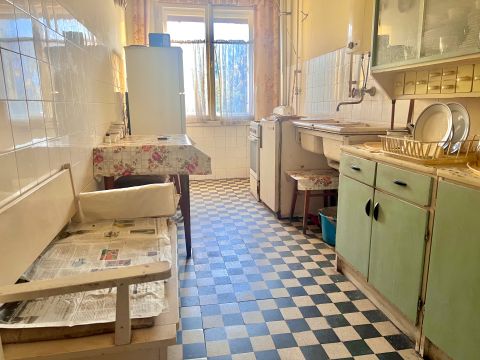 Eladó Lakás 1125 Budapest 12. kerület felújítandó lakás Virányos városrészben