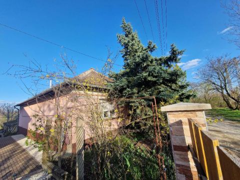 Eladó Ház 2766 Tápiószele 2766 Tápiószele, Csendes