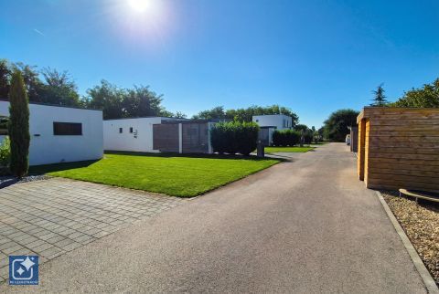 Eladó Ház 6000 Kecskemét , Legkedveltebb kertvárosi környezetben, KIVÉTELES LEHETŐSÉG!