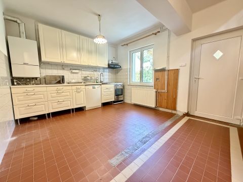 Eladó Lakás 8230 Balatonfüred , Arács csendes panorámás utcájában