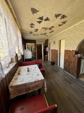 Eladó Ház 4352 Mérk , Hunyadi János utca közelében 