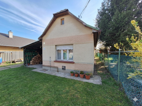 Eladó Ház 2336 Dunavarsány , Dunavarsányban felújítandó ház, összközműves telken