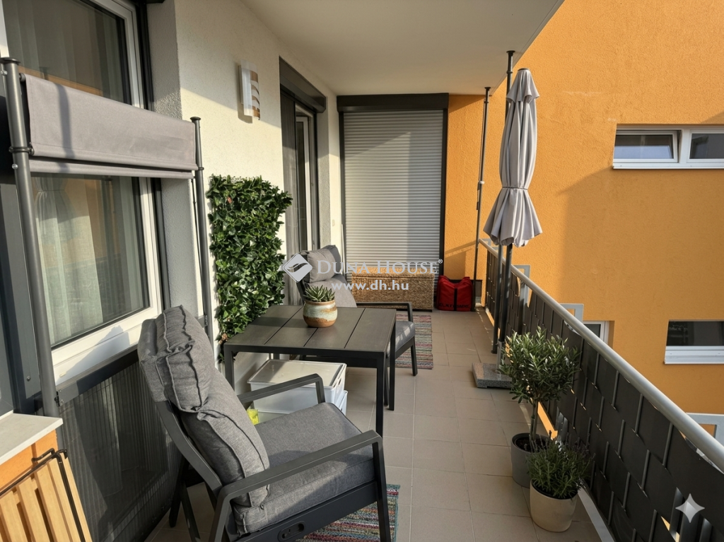 For sale Flat Budapest III. kerület, 
