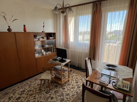 Eladó Lakás 8000 Székesfehérvár 