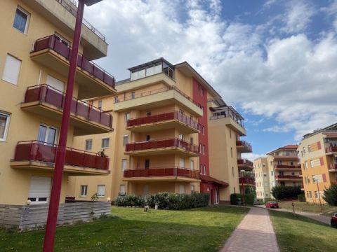 Eladó Lakás 1101 Budapest 10. kerület 