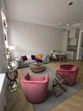 Kiadó Lakás 1054 Budapest 5. kerület LUXUSLAKÁS BÉRBEADÓ A PARLAMENT KÖZELÉBEN!