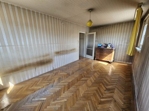 Eladó Lakás 1035 Budapest 3. kerület 