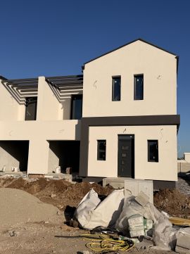 Eladó Ház 1188 Budapest 18. kerület 18.kerület Almáskertben modern, új építésű házak között