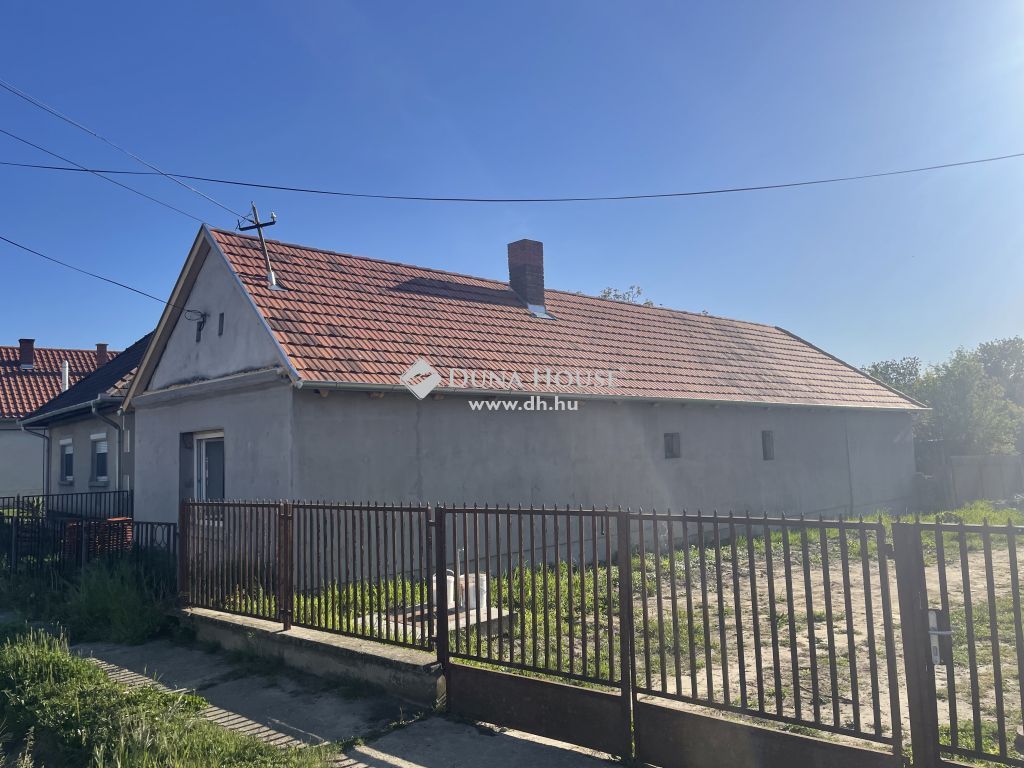 8926 Kisbucsa , Kisbucsán eladó családi ház — 1/23