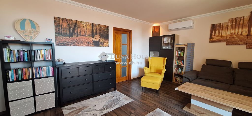 6000 Kecskemét , NAPPALI + 3 SZOBÁS PRÉMIUM LAKÁS, GARÁZZSAL,TÁROLÓVAL — 1/22