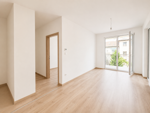 Eladó Lakás 1073 Budapest 7. kerület , Azonnal költözhető új ép. lakás a Blahánál
