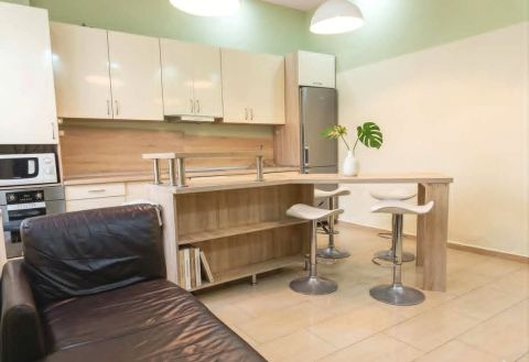 Eladó Ház 4027 Debrecen , Egyetem súgárút könyéki sorházi lakás hatalmas terasszal