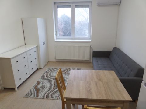 Kiadó Lakás 4400 Nyíregyháza , Damjanich Lakópark mellett
