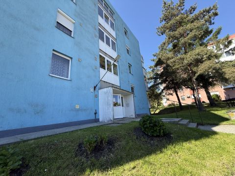 Eladó Lakás 7300 Komló 
