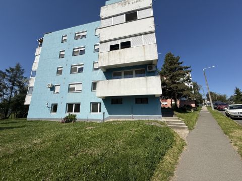 Eladó Lakás 7300 Komló 