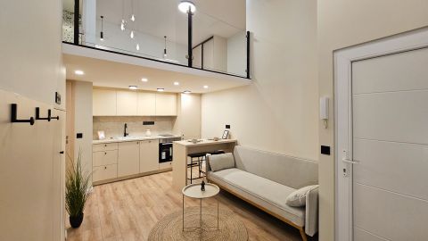 Eladó Lakás 1065 Budapest 6. kerület , SZABADSÁG tértől 10 perc sétára - 3in1, azonnal bérbeadható
