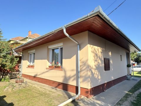 Eladó Ház 5630 Békés , Belváros közelében