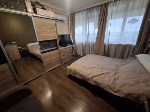Eladó Lakás 6100 Kiskunfélegyháza , Belvárosi, 77 m2-es, 2+2 félszobás erkélyes lakás