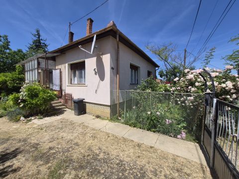 Eladó Ház 8913 Lakhegy 