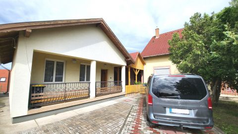 Eladó Ház 2030 Érd , Ürmös utca közelében