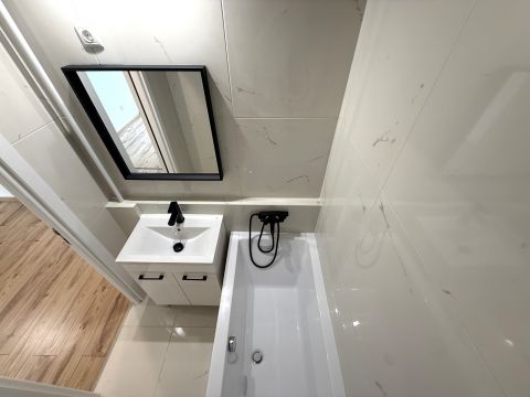 Eladó Lakás 1033 Budapest 3. kerület , Kaszásdűlő-Búza utca 