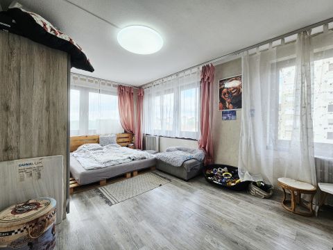Eladó Lakás 1048 Budapest 4. kerület 