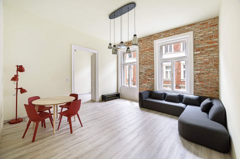 Kiadó Lakás 1027 Budapest 2. kerület , Kacsa utca Fő utca sarok