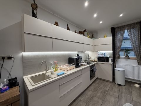 Eladó Lakás 1205 Budapest 20. kerület , Erzsébeti piac közelében 