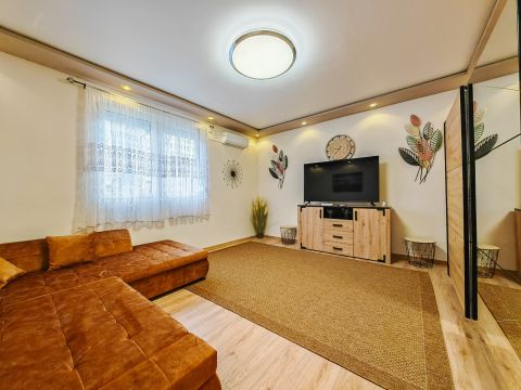 Eladó Lakás 1203 Budapest 20. kerület , Sárrét utca