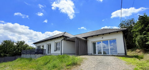 Eladó Ház 2022 Tahitótfalu , Domboldal, panoráma