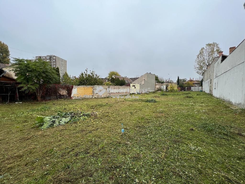 1045 Budapest 4. kerület , 1045 Budapest 4, Újpest — 1/6